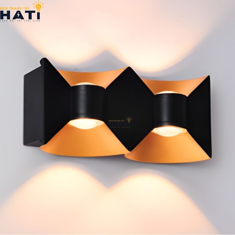 Đèn tường ngoài trời hiện đại Axton màu đen 4 bóng