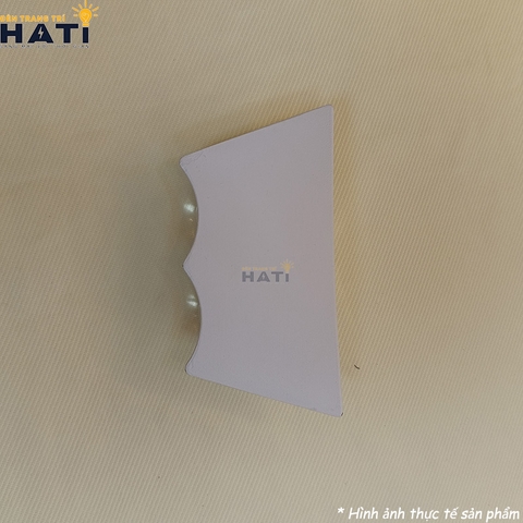 Đèn tường ngoài trời hiện đại Bad Man - HTV 583N
