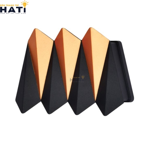 Đèn tường ngoài trời hiện đại Lyrex 7 bóng