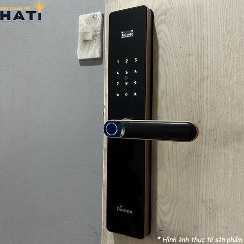 Khoa-van-tay-cua-go-demax-el-c622