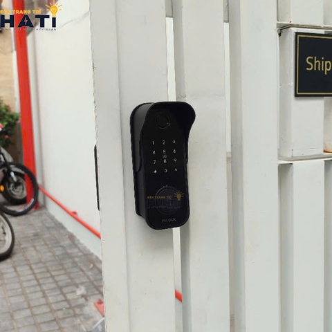 Khóa vân tay Hubert cửa cổng CC78 BLACK