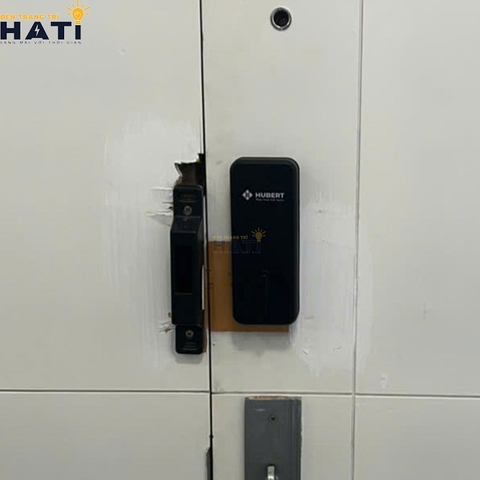 Khóa vân tay Hubert cửa gỗ CG23