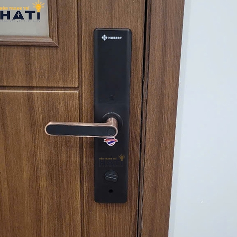 Khóa vân tay Hubert cửa gỗ CG60 GOLD