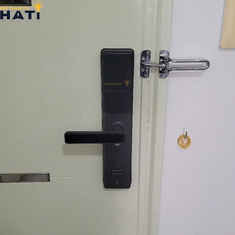 Khóa vân tay Hubert cửa gỗ CG62 NANO