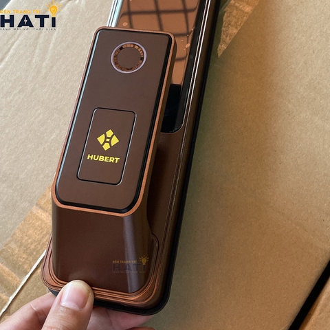 Khóa vân tay Hubert cửa gỗ CG67 MINI