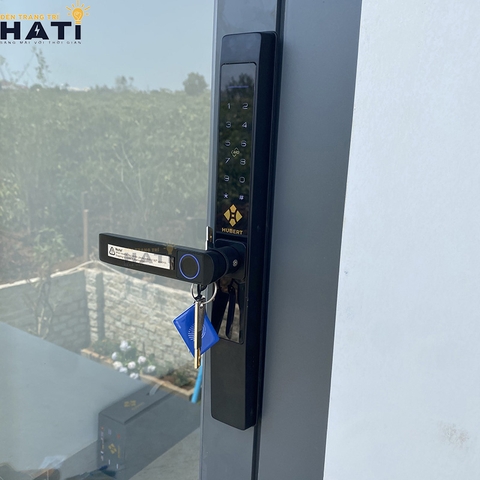 Khóa vân tay Hubert cửa nhôm CN39