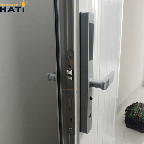 Khóa vân tay Hubert cửa nhôm CN68