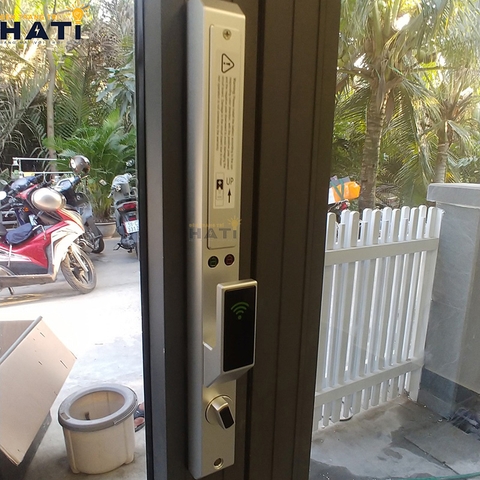 Khóa vân tay Hubert cửa nhôm CNI7 TITAN EU