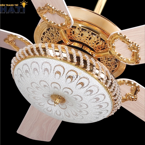 quat-tran-5-canh-zenith-hien-dai-phong-khach-1