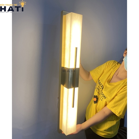 Đèn tường đồng đá cao cấp Laelia