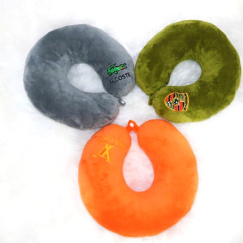 Gối cổ có nút - 30 cm