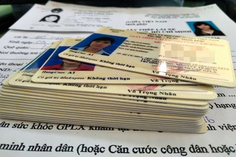 Chi tiết thủ tục xin cấp lại bằng lái xe máy online nhanh nhất