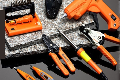Những Lợi Ích Của Bộ Dụng Cụ Cầm Tay Mang Lại