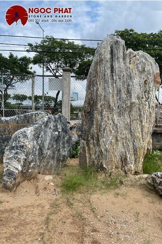 ĐÁ VÂN MÂY