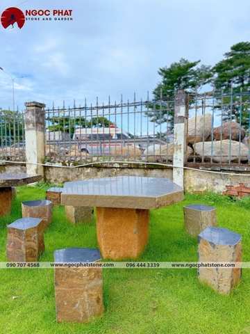 BỘ BÀN GHẾ ĐÁ BAZAN TỰ NHIÊN NGUYÊN KHỐI