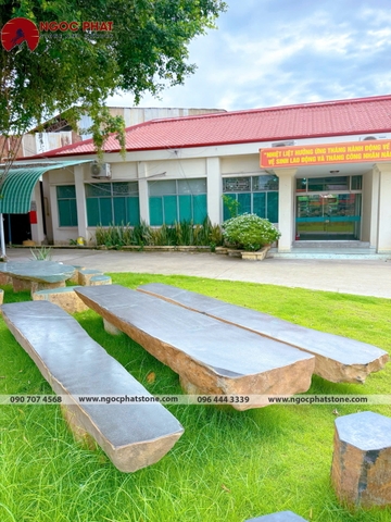 BỘ BÀN GHẾ ĐÁ BAZAN TỰ NHIÊN NGUYÊN KHỐI