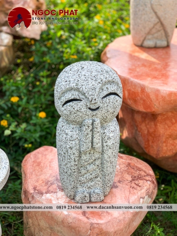 TƯỢNG CẦU NGUYỆN JIZO NHẬT BẢN TRANG TRÍ SÂN VƯỜN