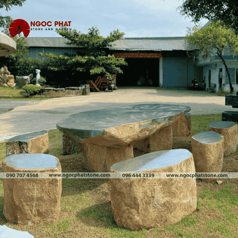 BỘ BÀN GHẾ ĐÁ CUỘI XANH TỰ NHIÊN NGUYÊN KHỐI
