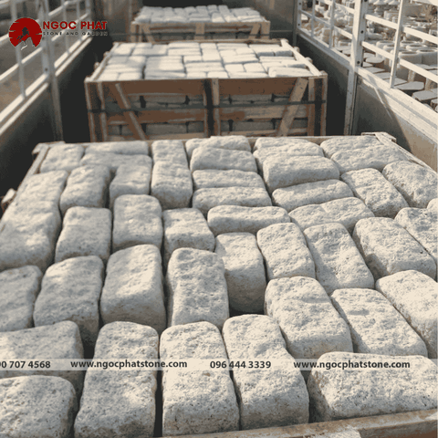 Đá Cúc Bi Granite Quay Cạnh