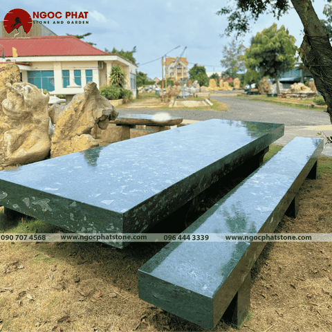 BỘ BÀN GHẾ ĐÁ XANH RÊU TỰ NHIÊN NGUYÊN KHỐI