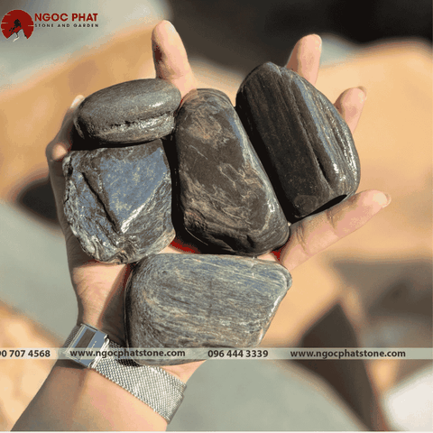 SỎI ĐEN SUỐI TỰ NHIÊN