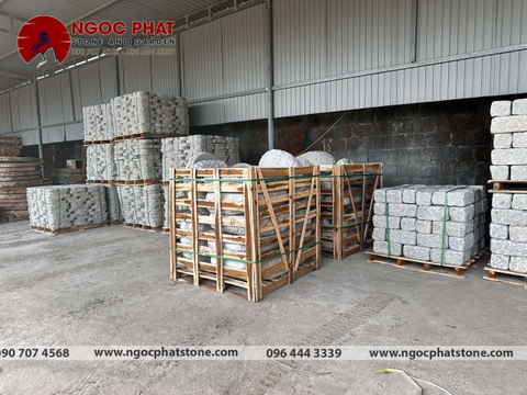 ĐÁ GRANITE SÂN VƯỜN