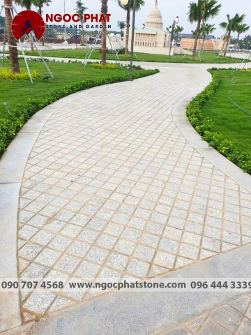 Đá chẻ Granite Sân vườn