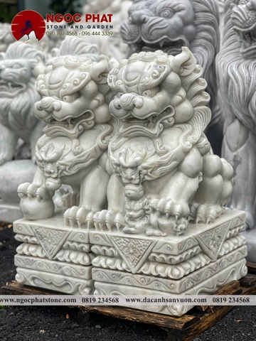 TƯỢNG LÂN ĐÁ