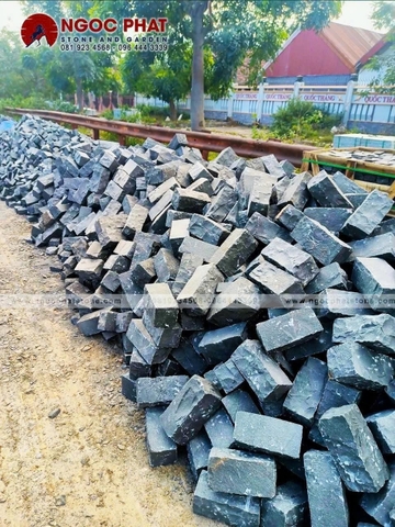 ĐÁ CUCBI CHẺ BAZAN ĐEN