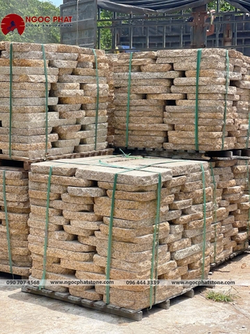 ĐÁ GRANITE VÀNG TỰ NHIÊN