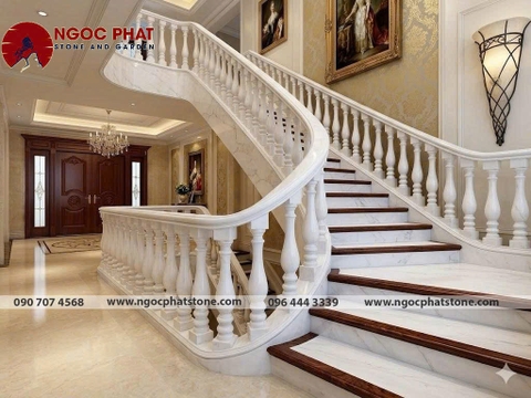 CON TIỆN ĐÁ LAN CAN TỰ NHIÊN