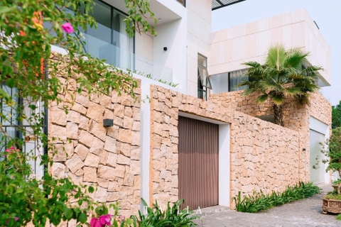 ĐÁ CHẺ VÀNG BÌNH ĐỊNH