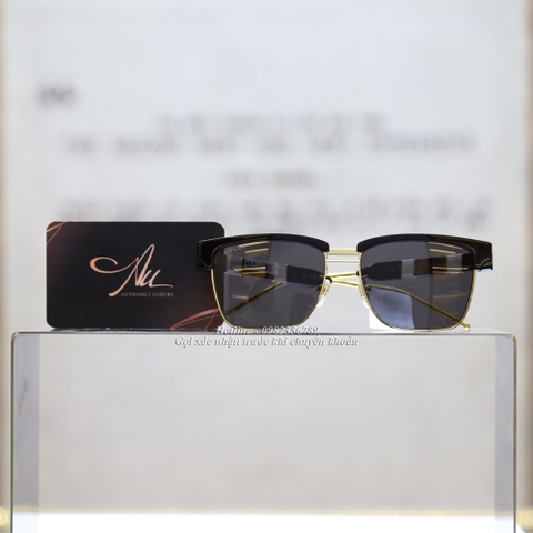 Kính Gucci mắt vuông viền trắng nâu chữ Gucci
