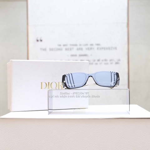 Kính Dior montaigne màu đen gọng logo CD