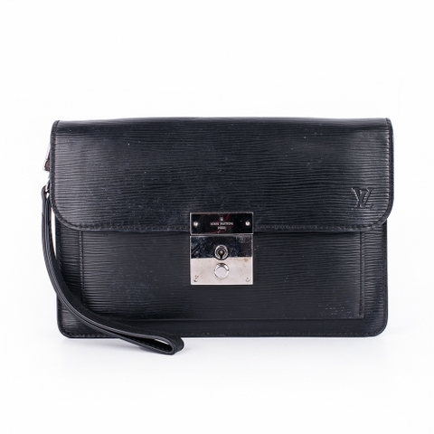 Clutch Louis Vuitton Belaia Wrist Da Epi Màu Đen Khóa Trắng