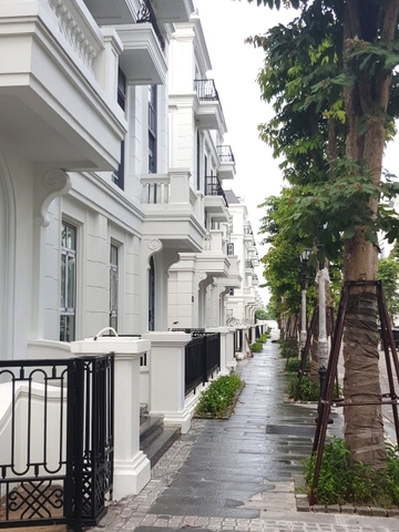 HÀNG RÀO SẮT NGHỆ THUẬT - THẠCH BÀN LAKESIDE