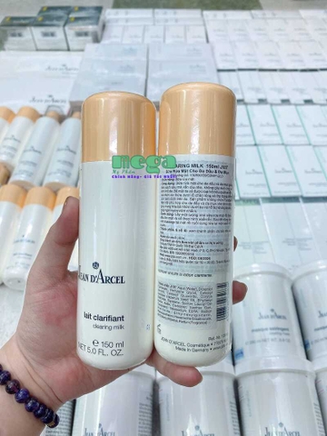 Sữa Rửa Mặt Jean d'Arcel Clearing Milk 150ml Giá Bao Nhiêu? Mua Ở Đâu Chính Hãng?