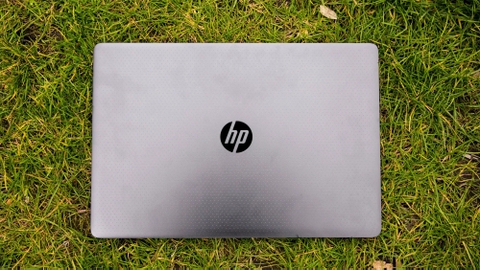 ( Bảo hành 24 tháng )HP Zbook Studio G3 Laptop chuyên đồ họa ( mới 98%-99%)