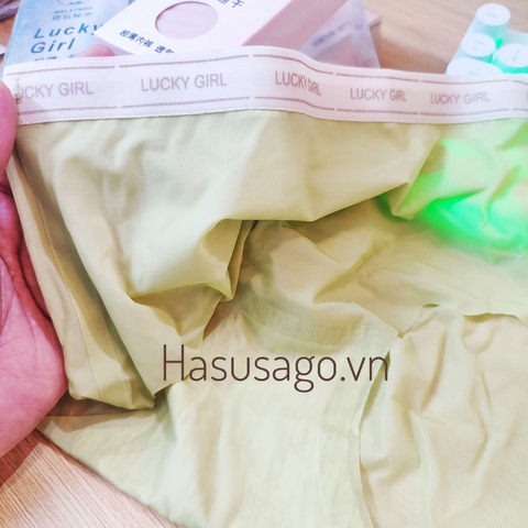 [Mã S17] Hộp 3 Quần Lót Nữ Lucky Girl Lụa Cao Cấp Tàng Hình Cạp Cao Mỏng Nhẹ Thoáng Mát (GIAO MÀU NGẪU NHIÊN)