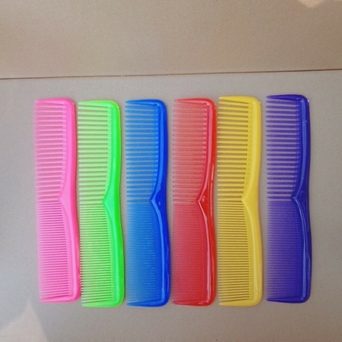Lược Nhựa Chải Tóc Bền Đẹp Giá Rẻ