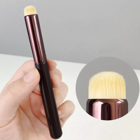 Cọ tán son môi dễ dàng tạo hiệu ứng ombre, cọ trang điểm môi che khuyết điểm cho môi