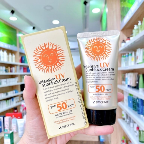 Kem Chống Nắng 3W Clinic Dành Cho Mọi Loại Da SPF50+ PA+++ 70ml Hàn Quốc