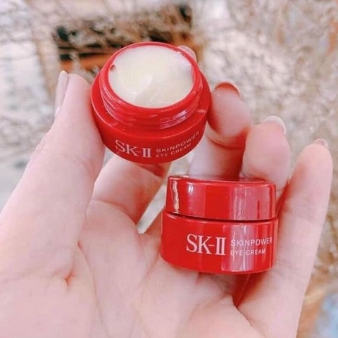 Kem mắt SK-II Skin Power Eye Cream Radical New Age 2.5g