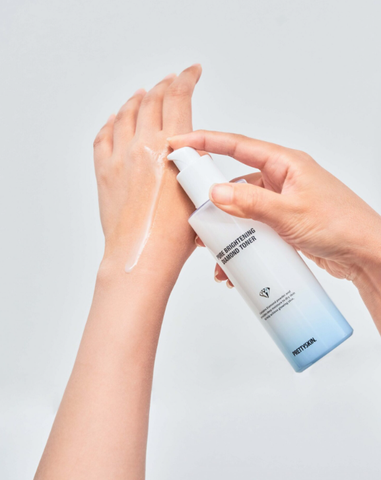 Bộ Đôi Siêu Dưỡng Trắng, Cấp Ẩm, Se Khít Lỗ Chân Lông PrettySkin - Siêu Phẩm Nước Hoa Hồng + Kem Dưỡng Kim Cương