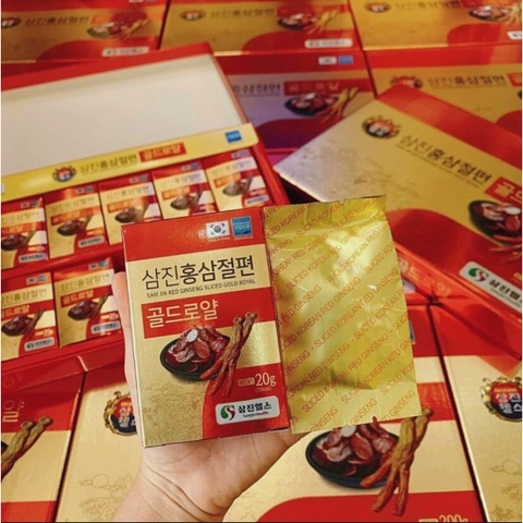 Sâm Lát Tẩm Mật Ong SamJin Red Ginseng Sliced Gold Royal 200gr Hàn Quốc (Hộp)