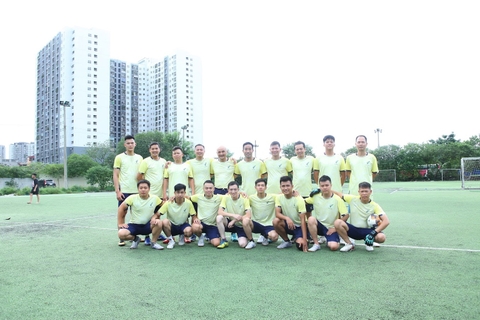 GIAO HỮU BÓNG ĐÁ GIỮA DƯỢC PHẨM VESTAPHARM VÀ URGO VIỆT NAM