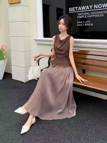 Set 2 món phong cách Pháp: Áo gile + Chân váy B117