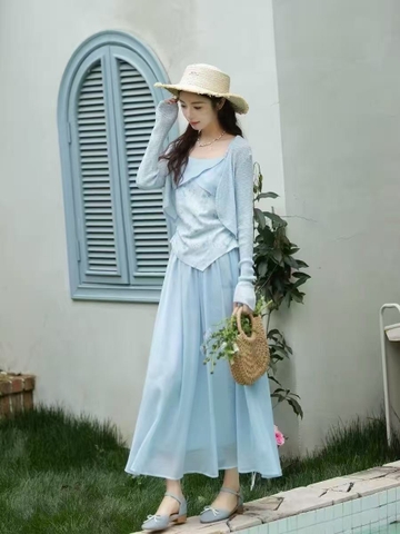 Set 3 món: Áo khoác + Áo hai dây dệt hoa + Chân váy B225