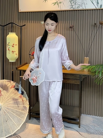 Bộ đồ ngủ lụa băng phong cách Trung Hoa màu tím vải jacquard cao cấp XINY DN100250