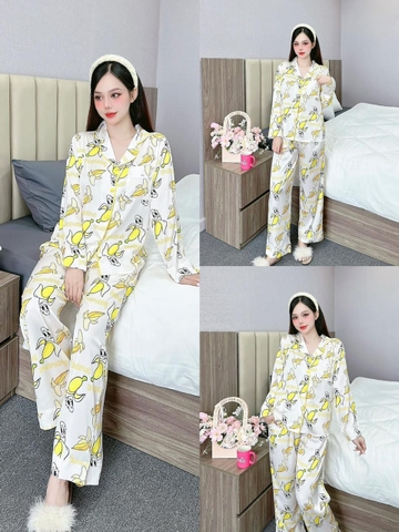 Đồ ngủ Pijama hàng hiệu form dài lụa cao cấp hottrent Trắng họa tiết Chuối vàng DN142240